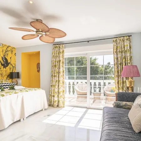 Сasa de vacaciones Your From